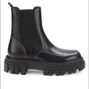 Marc Fisher Lug Sole boots